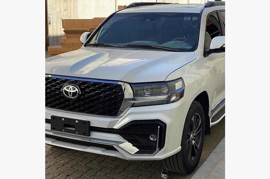Toyota Land Cruiser 200 2007–2021 Bodykit set 2016↗ (TRD EWAN 2023) Image