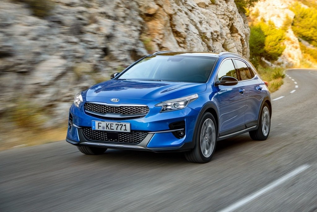 Review van de crossover-hatchback KIA Xceed