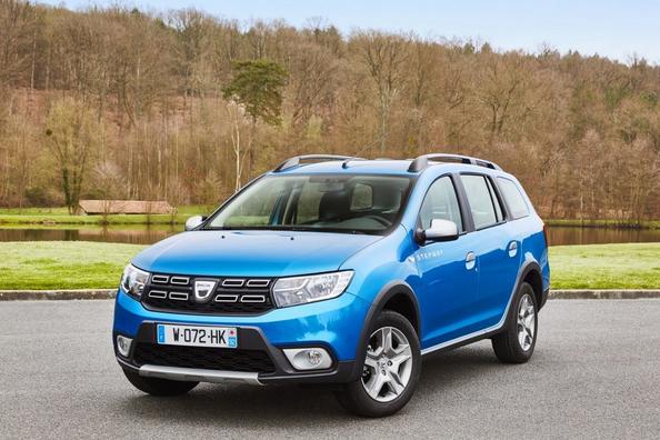 Offroad-modificatie van de stationwagen Dacia Logan MCV Stepway