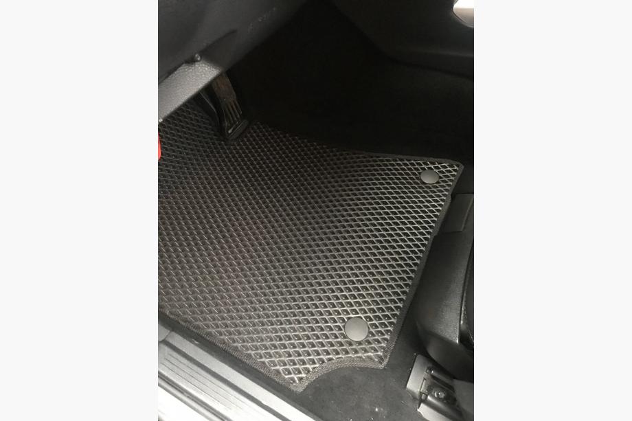 Mercedes E-klasse W212 2009–2016 EVA automatten (zwart) Foto 2