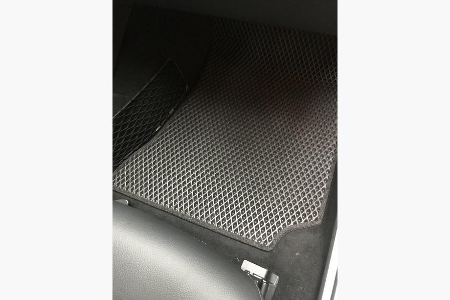 Mercedes E-klasse W212 2009–2016 EVA automatten (zwart) Foto 3