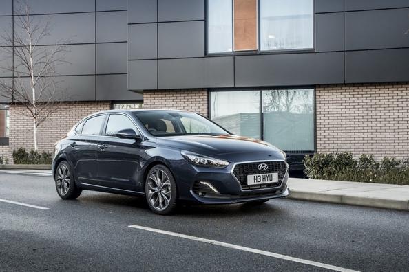 Test van de compacte liftback Hyundai i30 Fastback