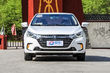 Review van de hybride sedan BYD Qin 100 foto 10