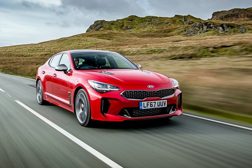 Review van de full-size liftback KIA Stinger