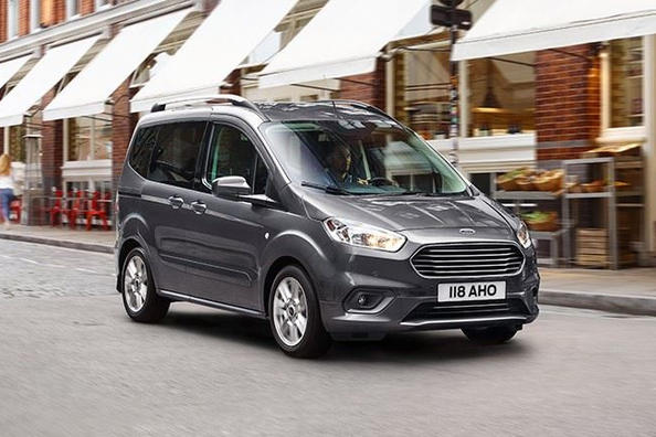 Review van de compacte minivan Ford Tourneo Courier