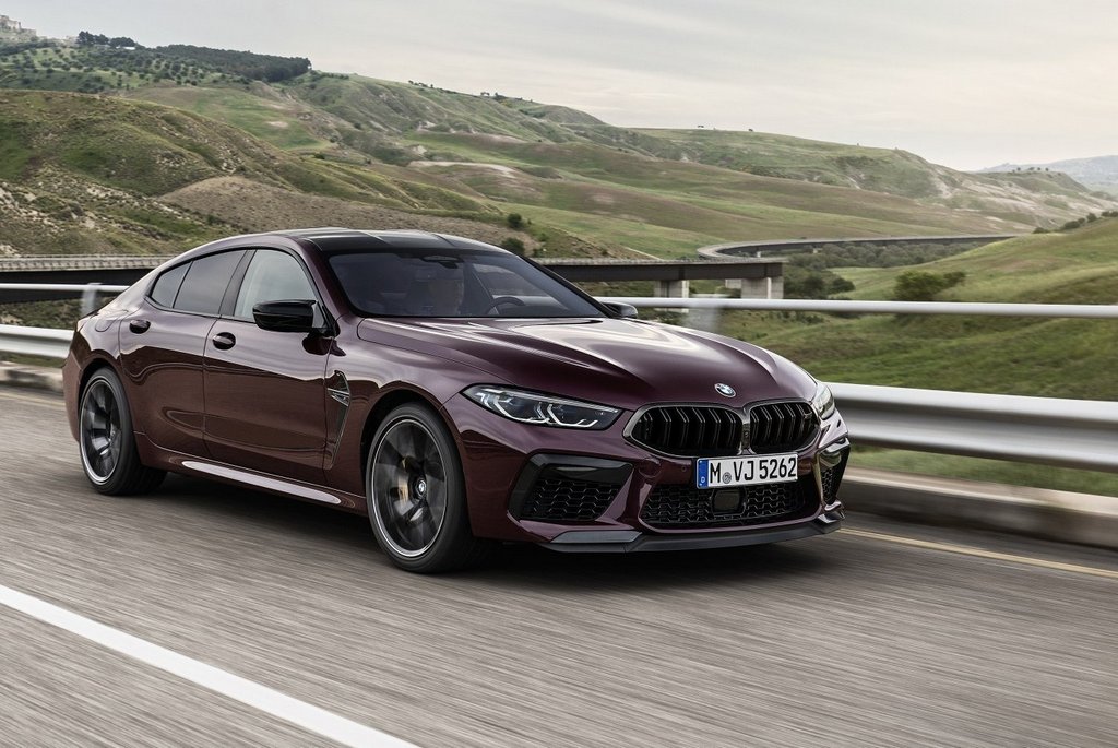 Test van de sportieve sedan BMW M8 Gran Coupe