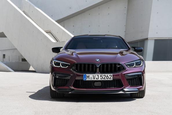 Test van de sportieve sedan BMW M8 Gran Coupe