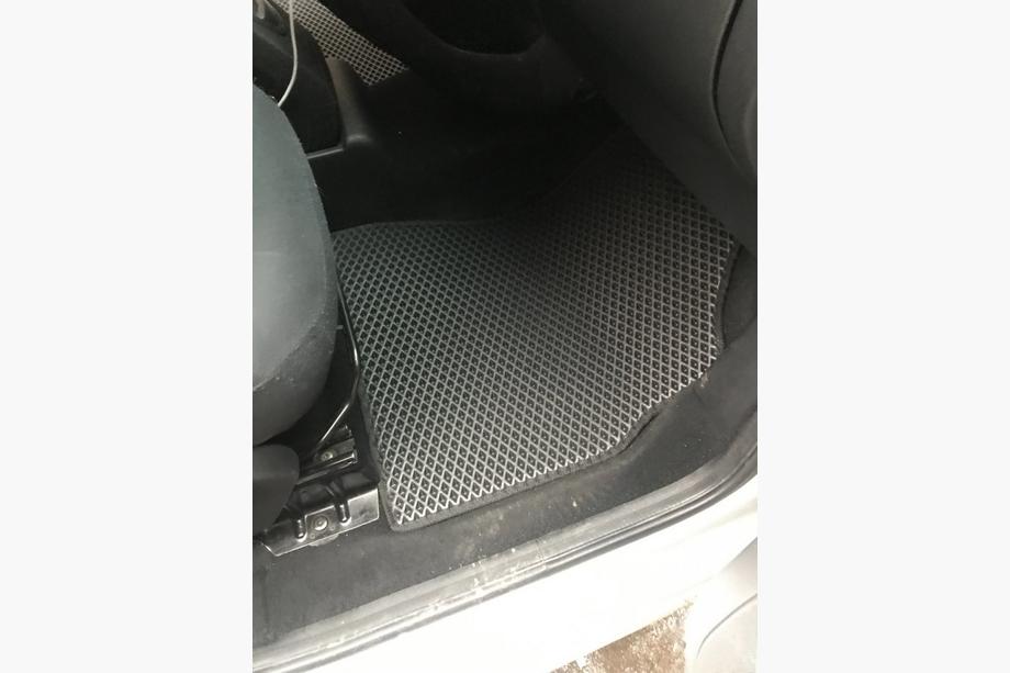 Peugeot Partner Tepee 2008–2018 EVA automatten (zwart) Voor + achter + instaplijsten (5 stuks) Foto 4