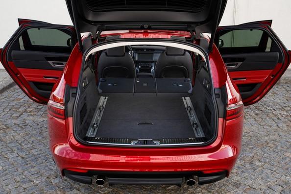 Review van de premium stationwagen Jaguar XF Sportbrake Foto 14