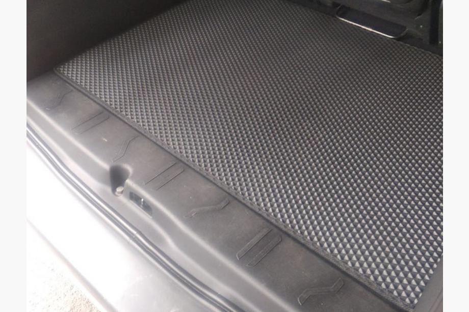 Peugeot Partner Tepee 2008–2018 Kofferbakmat (EVA, zwart) Korte wielbasis Foto 3