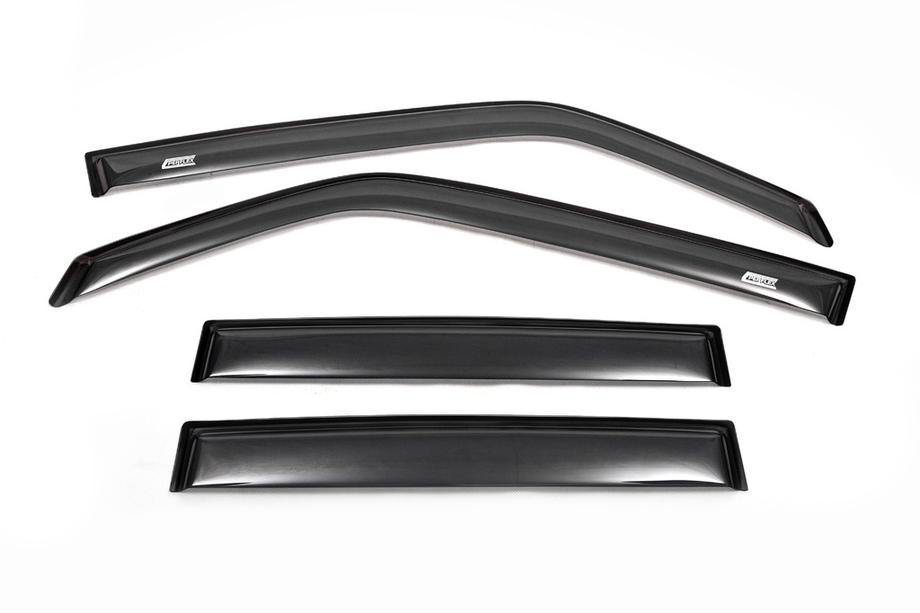 Mitsubishi Pajero Wagon III 1999–2006 Raamwindschermen (set van 4, Perflex Standart) Image