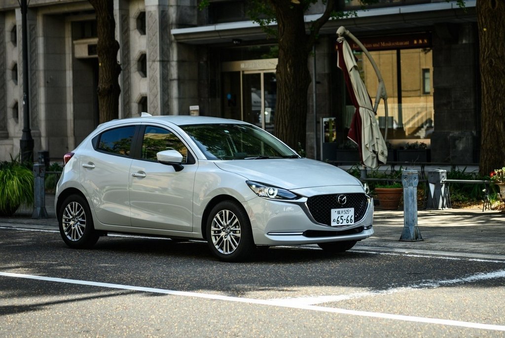 Vernieuwde subcompacte hatchback Mazda 2
