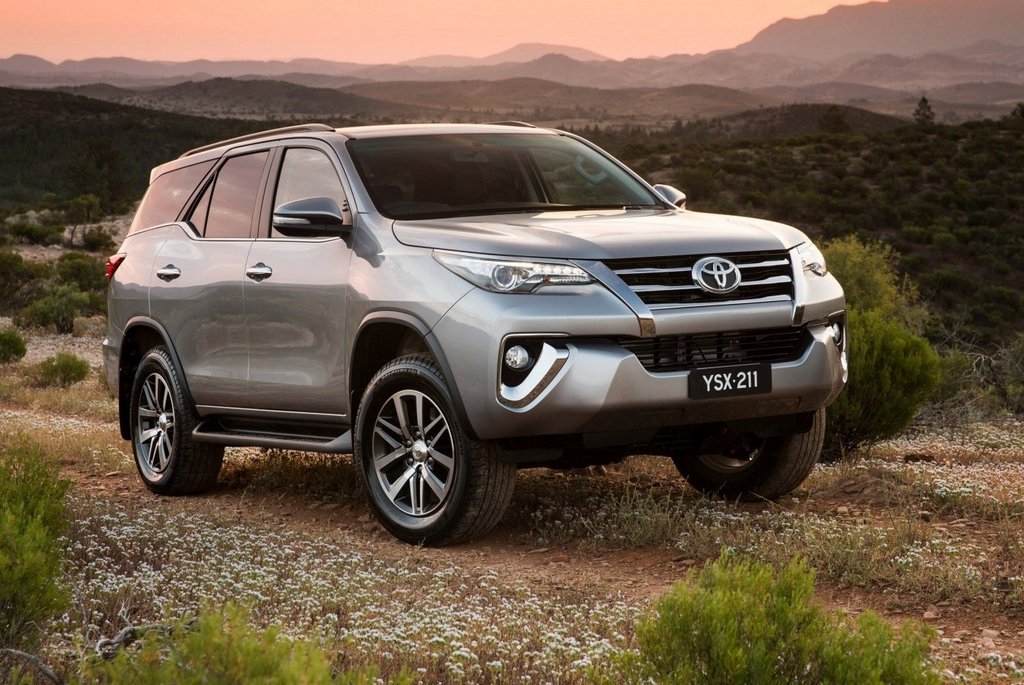 Test van de robuuste SUV Toyota Fortuner
