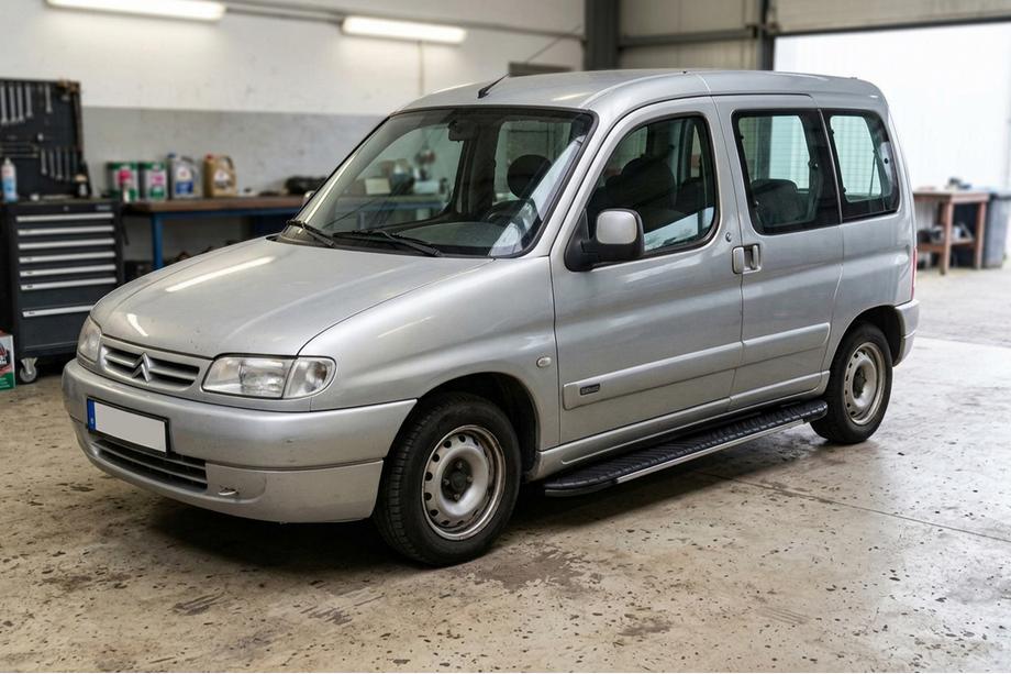Citroen Berlingo 1996–2008 Bosphorus Grey zijsteps (set van 2, aluminium) Image