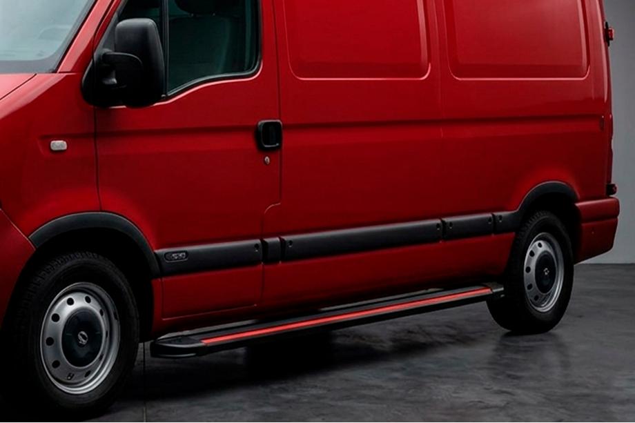 Renault Master 1998–2010 Side steps Maya Red (2 stuks, aluminium) Image