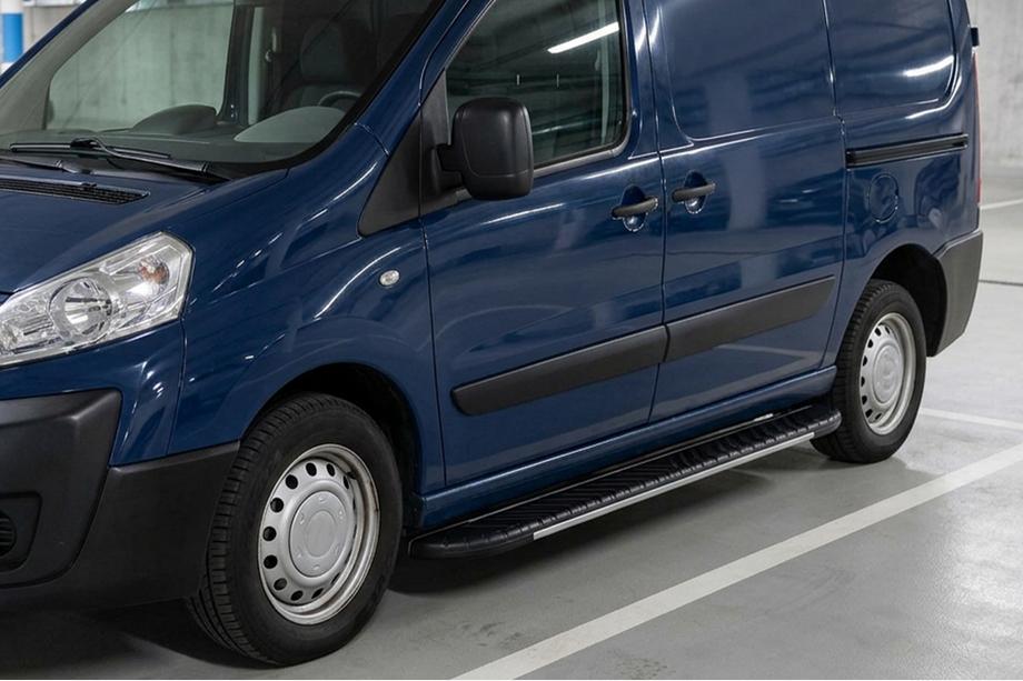 Peugeot Expert 2007–2016 Bosphorus Grey zijsteps (set van 2, aluminium) Image