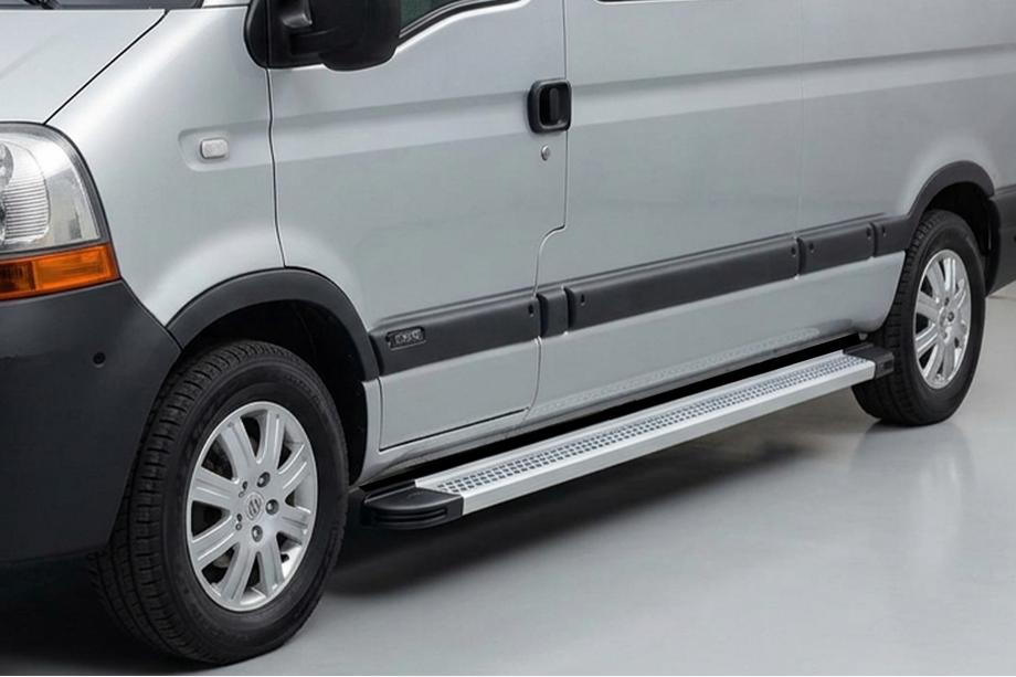 Nissan Interstar 2002–2010 Zijtreden Maya V2 (set van 2, aluminium) Image