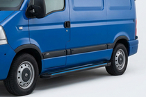 Nissan Interstar 2002–2010 Maya Blue sidesteps (2 stuks, aluminium) foto 1