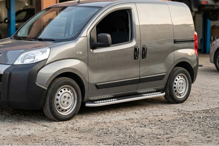 Citroen Nemo 2007–2017 Side steps Tayga V2 (2 stuks, aluminium) Image
