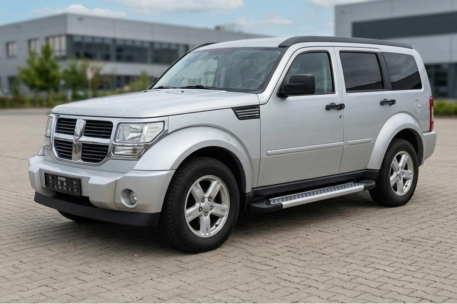 Dodge Nitro 2006–2011 Side steps New Vision Grey (2 stuks, aluminium) Image