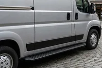 Fiat Ducato 2006–2025 Side steps Tayga Black (2 stuks, aluminium) foto 1