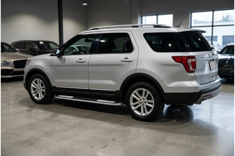 Ford Explorer 2011–2019 Tayga V2 side steps (2 stuks, aluminium) Image