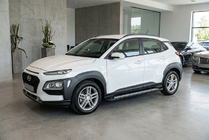 Hyundai Kona 2017–2023 Side steps New Vision Black (2 stuks, aluminium) foto 1