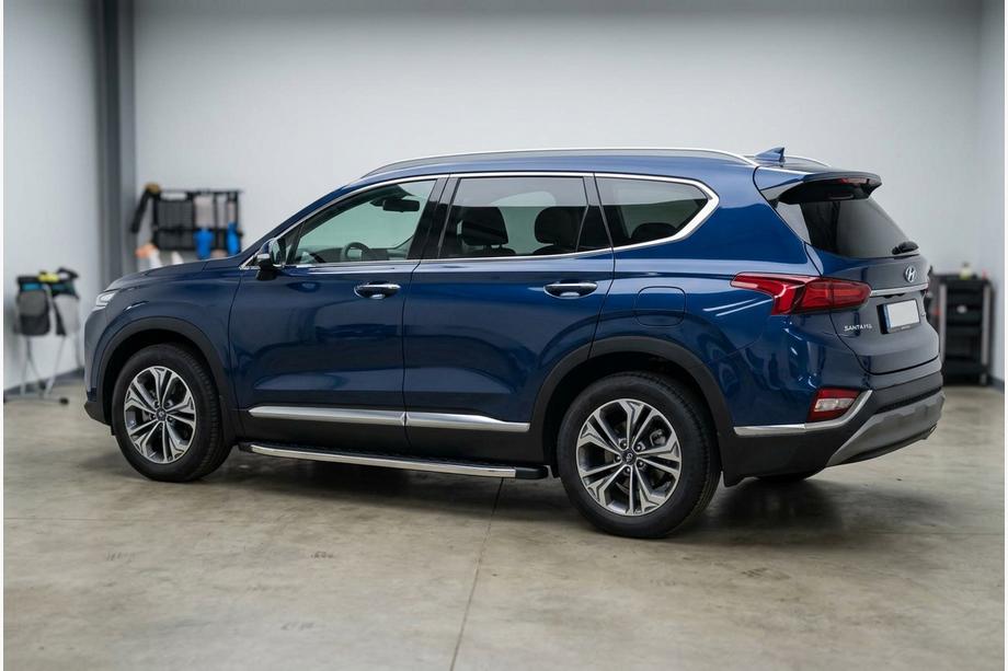 Hyundai Santa Fe 4 2018–2023 BlackLine zijsteps (2 stuks, aluminium) Image