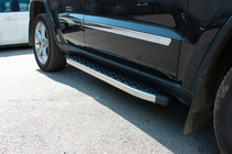 Jeep Grand Cherokee WK2 2010–2021 BlackLine side steps (2 stuks, aluminium) foto 1