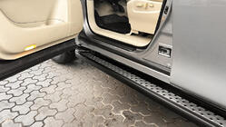 Nissan Patrol Y62 2010–2024 Side steps New Vision Grey (2 stuks, aluminium) foto 3