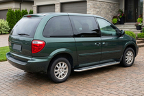 Chrysler Voyager 2001–2007 Maydos V2 zijtreden (set van 2, aluminium) foto 1