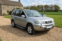 Nissan X-trail T30 2002–2007 RedLine V1 zijtreden (set van 2, aluminium) foto 1