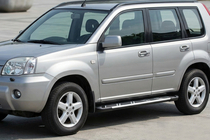Nissan X-trail T30 2002–2007 Sunrise sidesteps (2 st., aluminium) foto 1