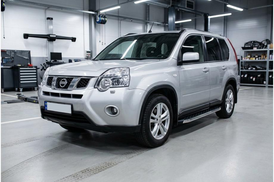 Nissan X-trail T31 2007–2014 BlackLine zijsteps (2 stuks, aluminium) Image