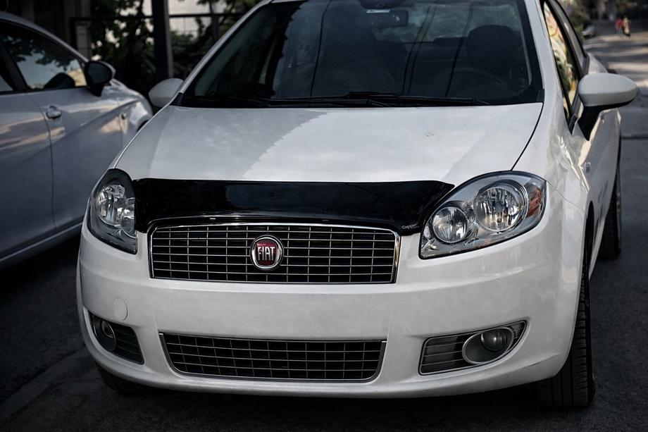 Fiat Linea 2006–2018 Motorkapdeflector (EuroCap) Image