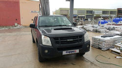 Isuzu D-Max 2002–2011 Motorkapdeflector 2006-2011 (EuroCap) foto 2