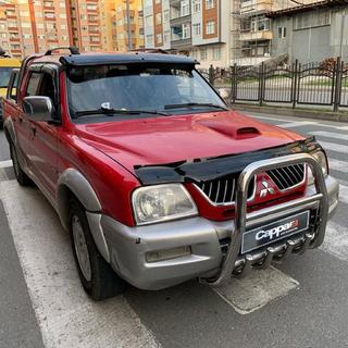 Motorkapdeflector (EuroCap) Mitsubishi L200 1996–2006 foto 4
