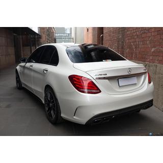 Carrosseriekit met complete achterbumper (AMG C63-designs 2014-2018) foto 4