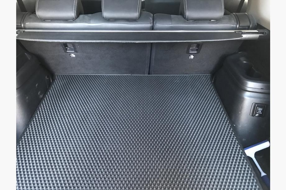 Mitsubishi Outlander 2012–2021 P-HEV EVA kofferbakmat (Zwart) Foto 3