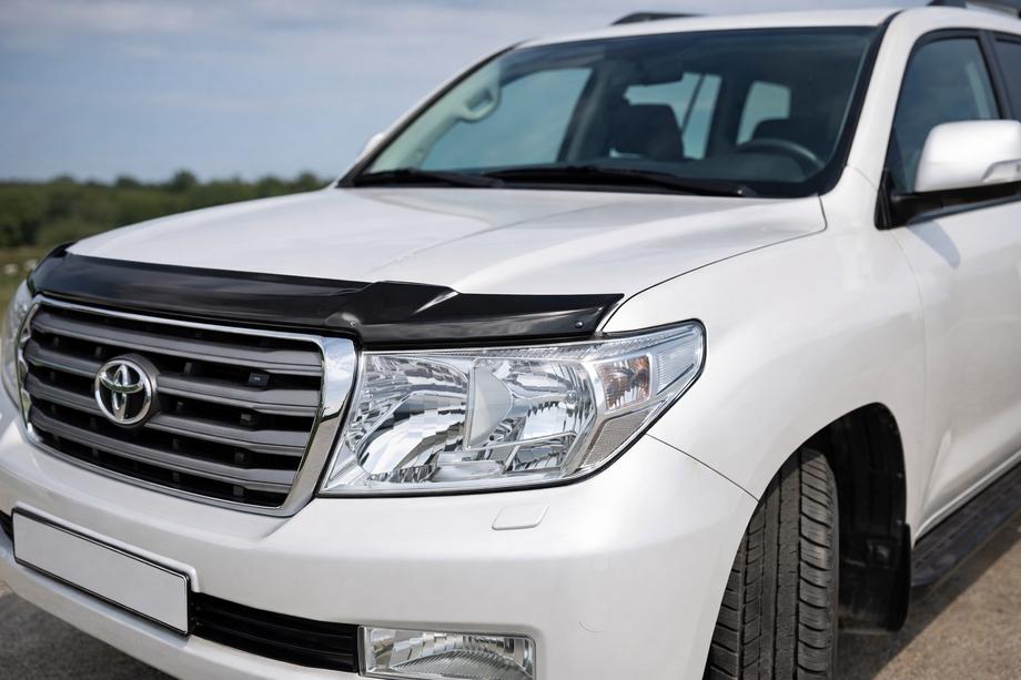 Toyota Land Cruiser 200 2007–2021 Motorkapdeflector 2007-2015 (EuroCap) Image