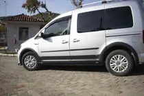 Volkswagen Caddy 2015–2020 Set sierlijsten en wielkastverbreders foto 38