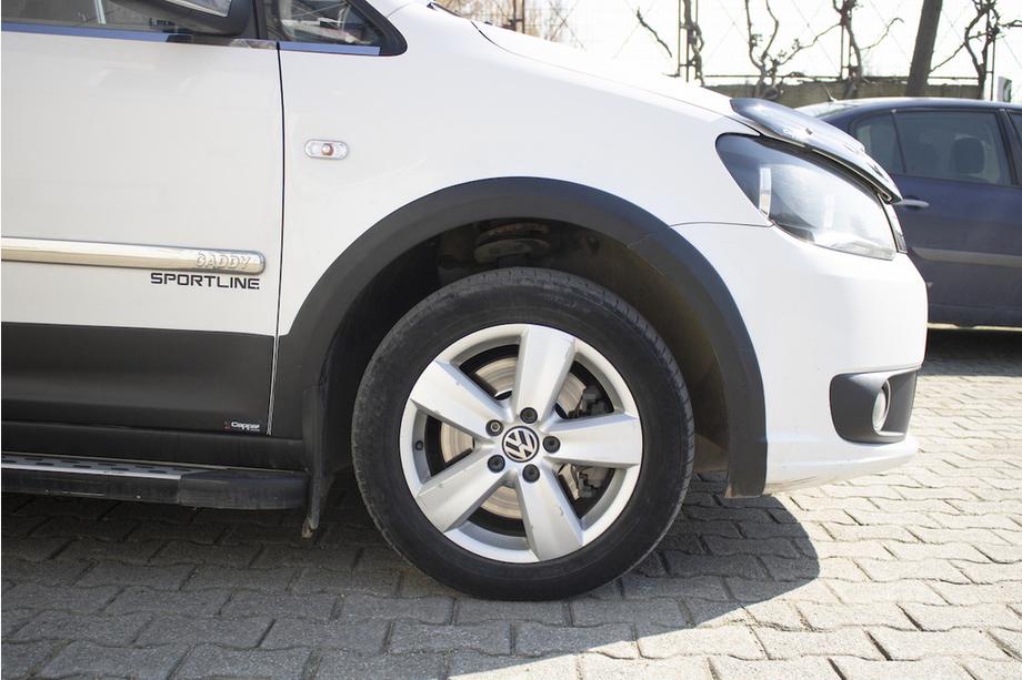Volkswagen Caddy 2015–2020 Set sierlijsten en wielkastverbreders 1 deur, korte wielbasis Foto 31