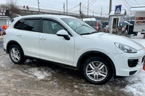 Porsche Cayenne 2010–2017 Raamdeflectoren met chromen sierstrip (4 stuks, HIC) foto 3