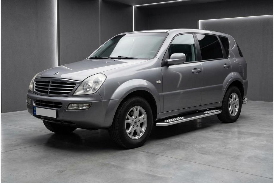SsangYong Rexton I 2001–2017 Side steps Tayga V2 (2 stuks, aluminium) 2005-2012 Image