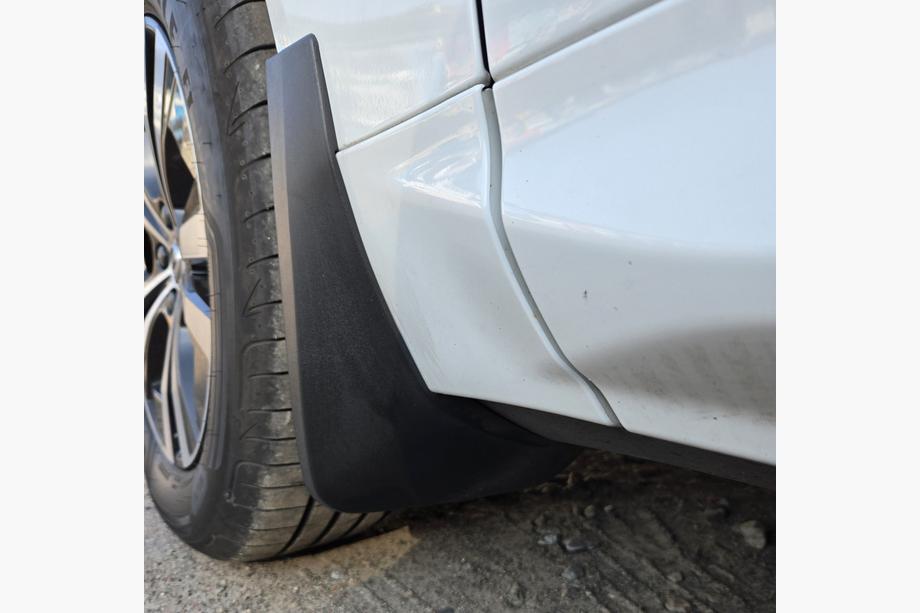 Volvo XC60 2017– Premium spatlapset (4 st.) Image