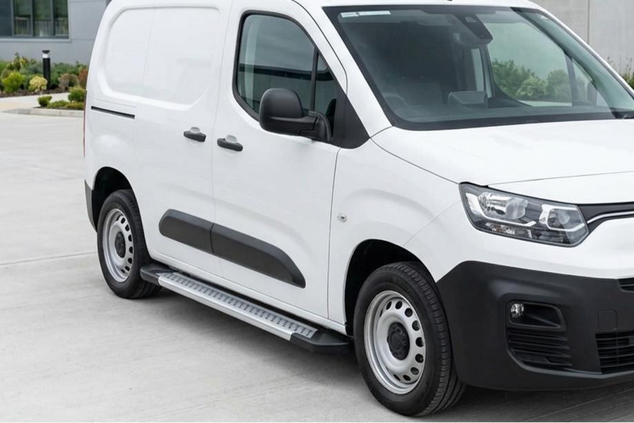 Peugeot Partner/Rifter 2019– Side steps New Vision Grey (2 stuks, aluminium) Lange wielbasis Image