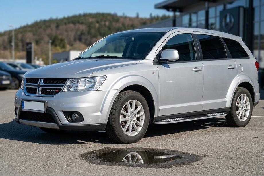 Dodge Journey 2008–2020 Tayga V2 side steps (2 stuks, aluminium) Image