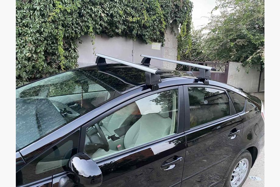 Toyota Prius 2009–2015 Dakdrager-dwarsbalken voor glad dak (2 stuks, Asaf V4) Image