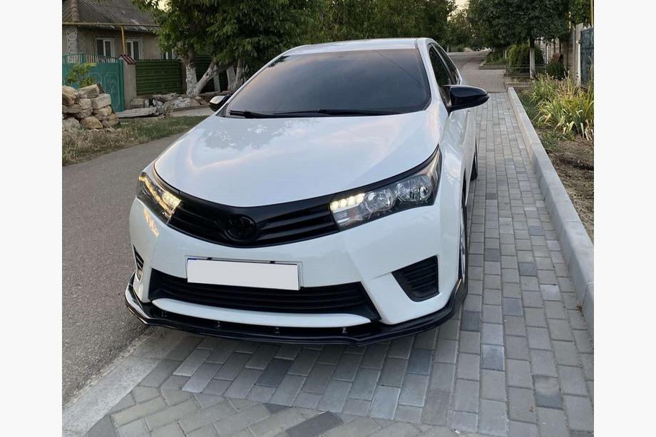 Toyota Corolla 2013–2019 Voorbumper lipspoiler LIP (zwart) Foto 3
