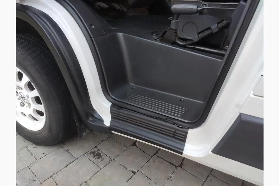 Citroen Jumper 2007–2025 Dorpellijsten EuroCap (2 stuks, ABS) Image